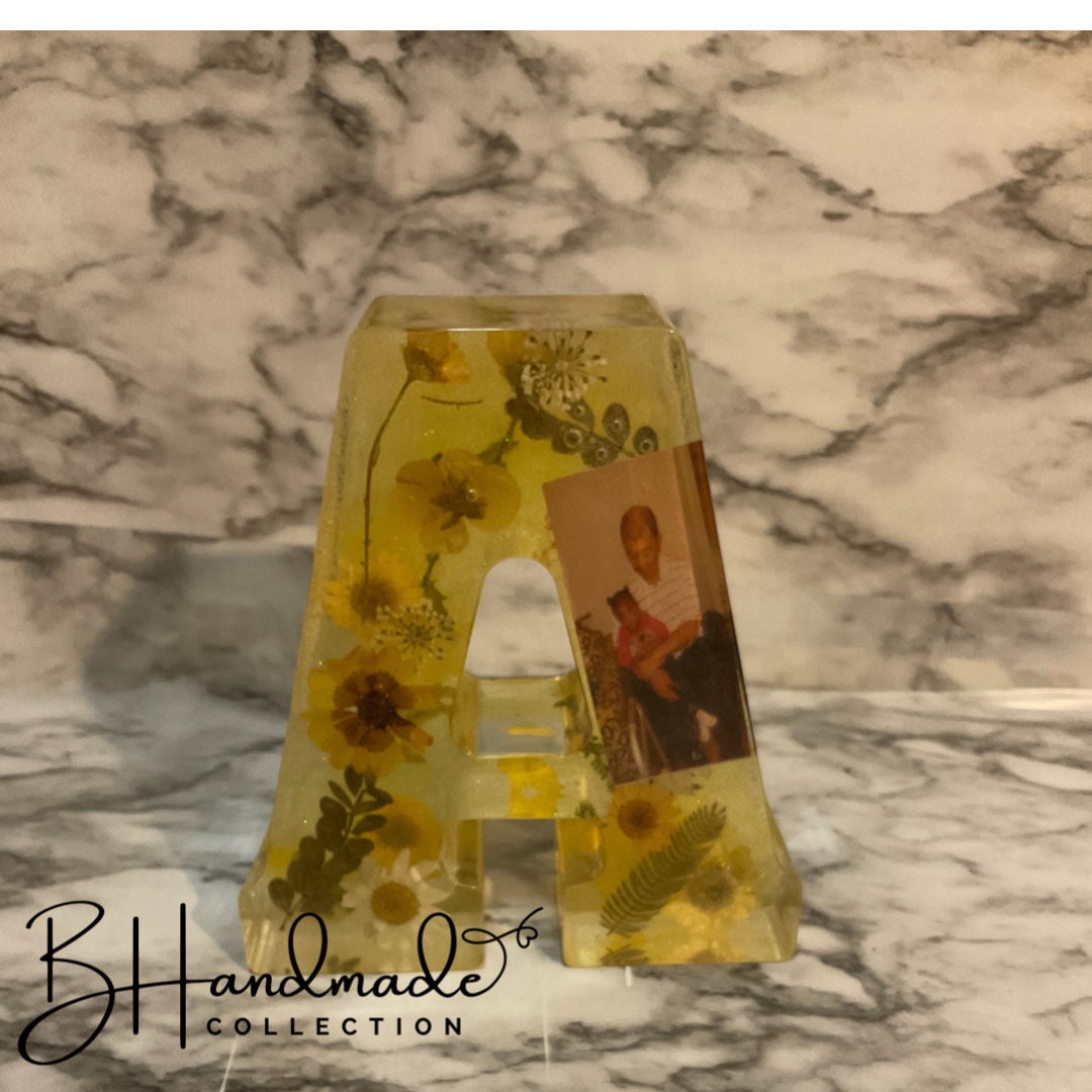 Pregnancy Resin Keepsake