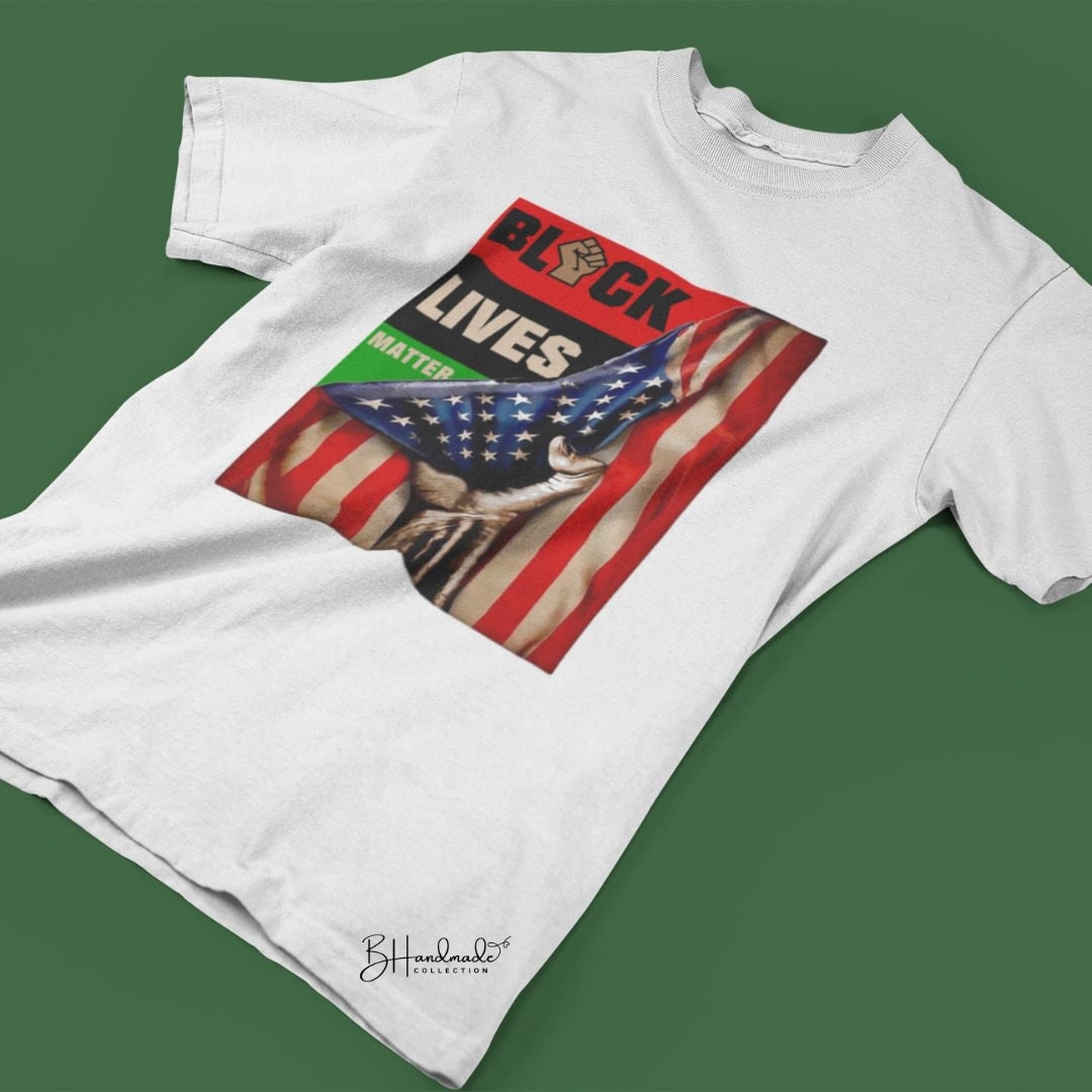 Black Lives Matter US Flag graphic tee