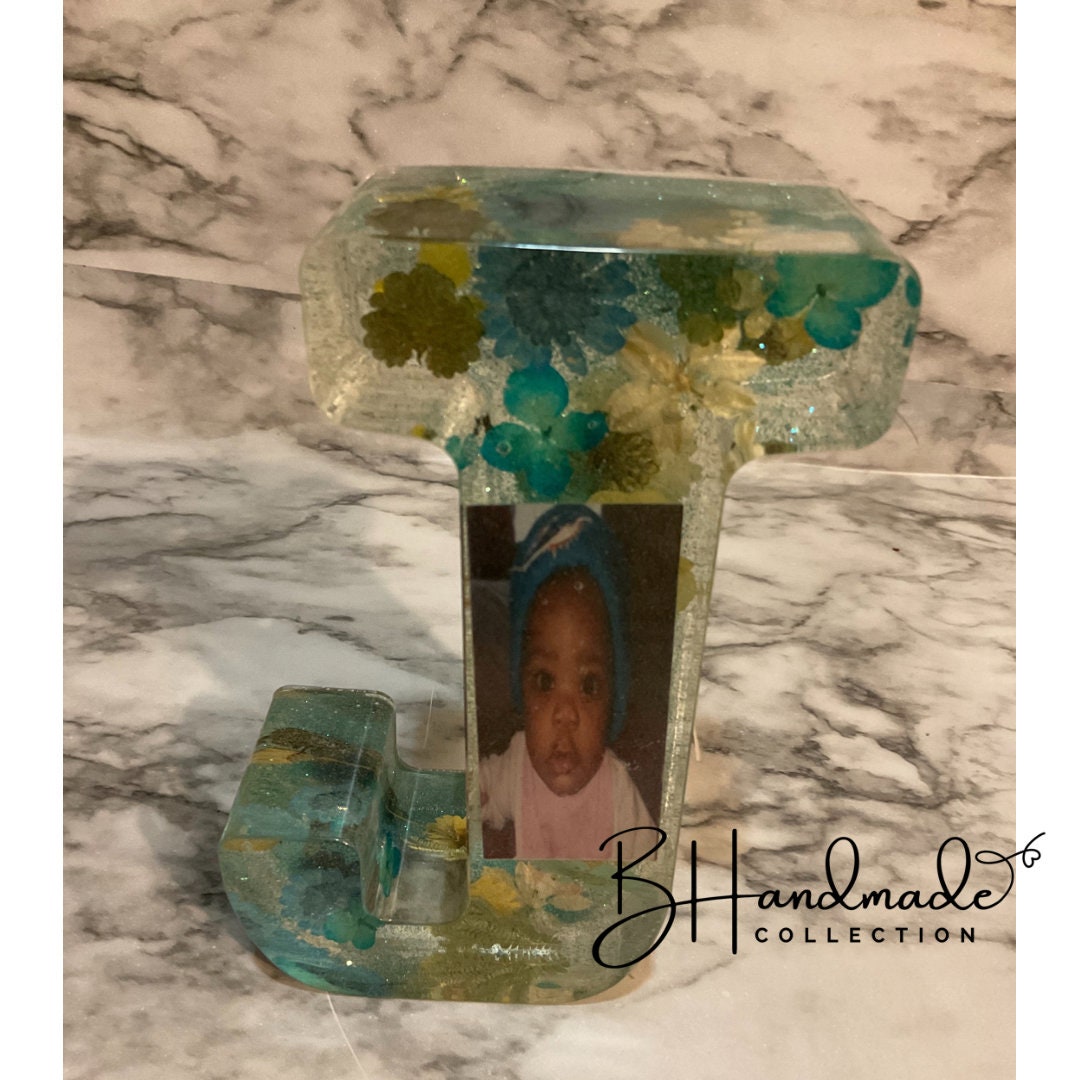 Pregnancy Resin Keepsake