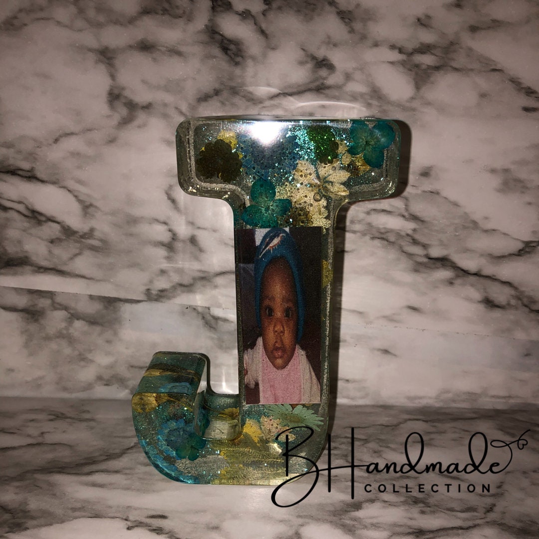 Pregnancy Resin Keepsake